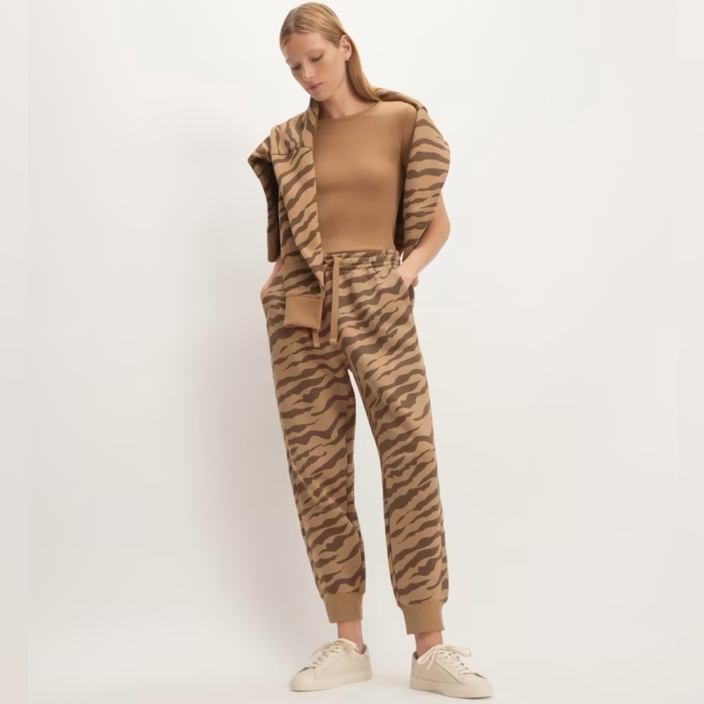 Everlane retrack jogging set top L pants S - lightly worn